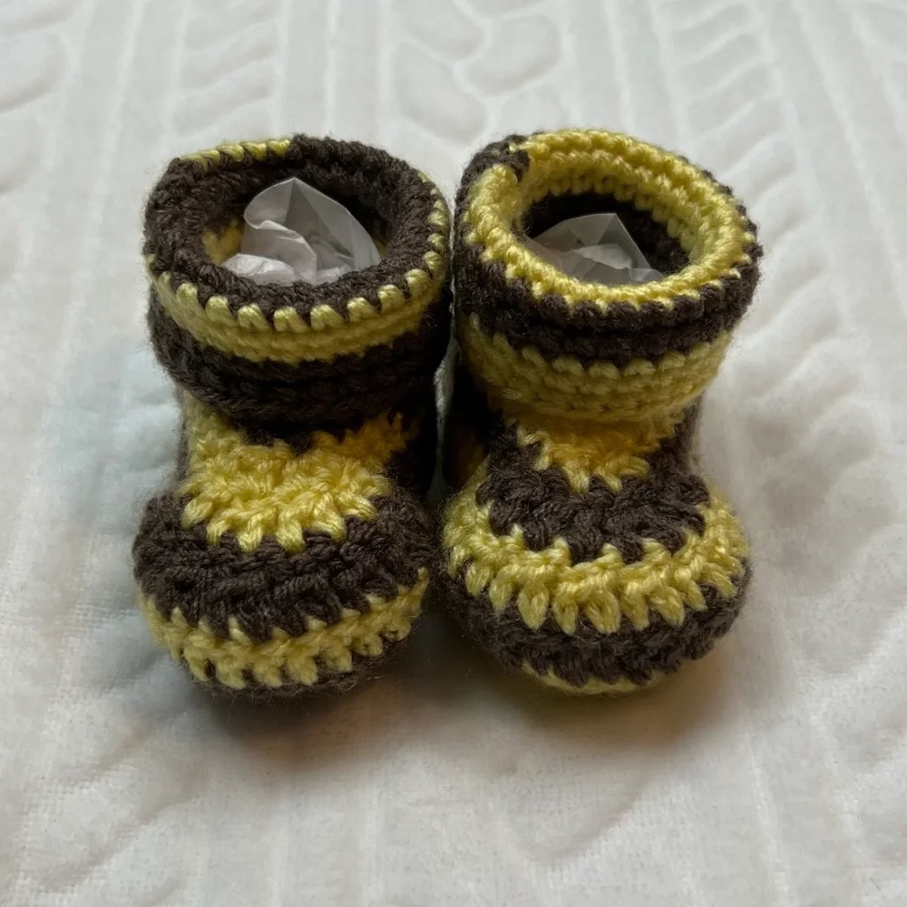 💗 *NEW* Handmade Crochet Baby Booties/Shoes/Slippers